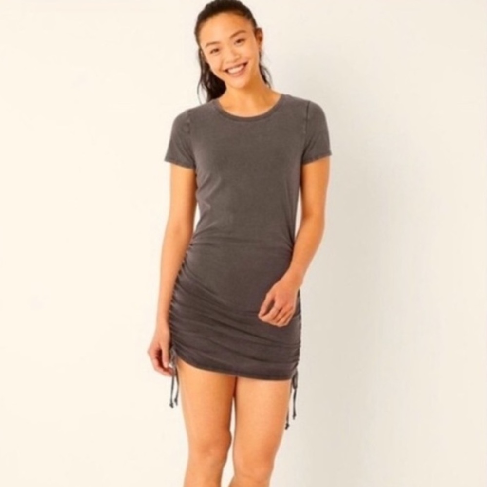 Victoria’s Secret PINK Ruched Side Mini Dress size xs 🤎